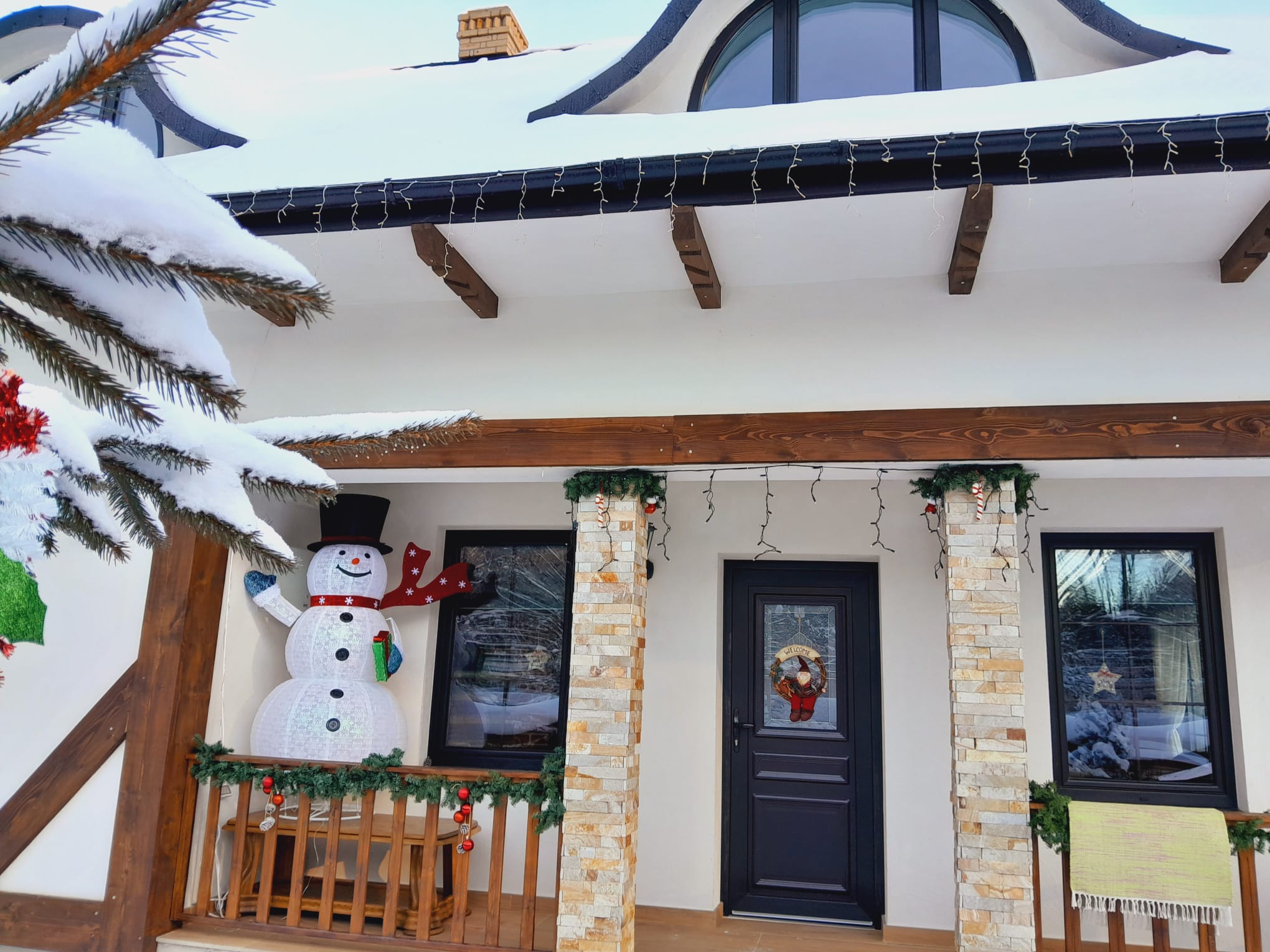 cabana-de-inchiriat-intrare-2