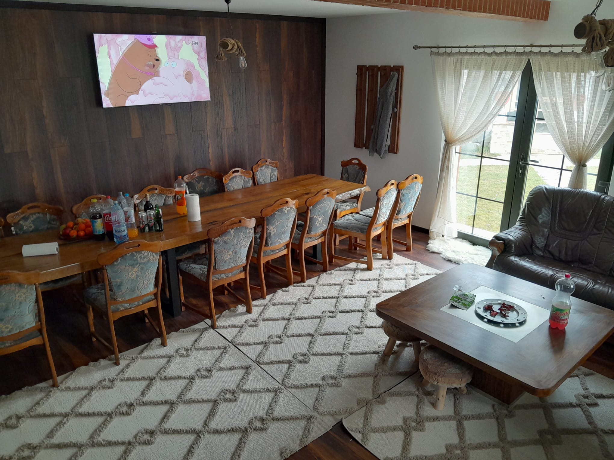 cabana-de-inchiriat-living-2